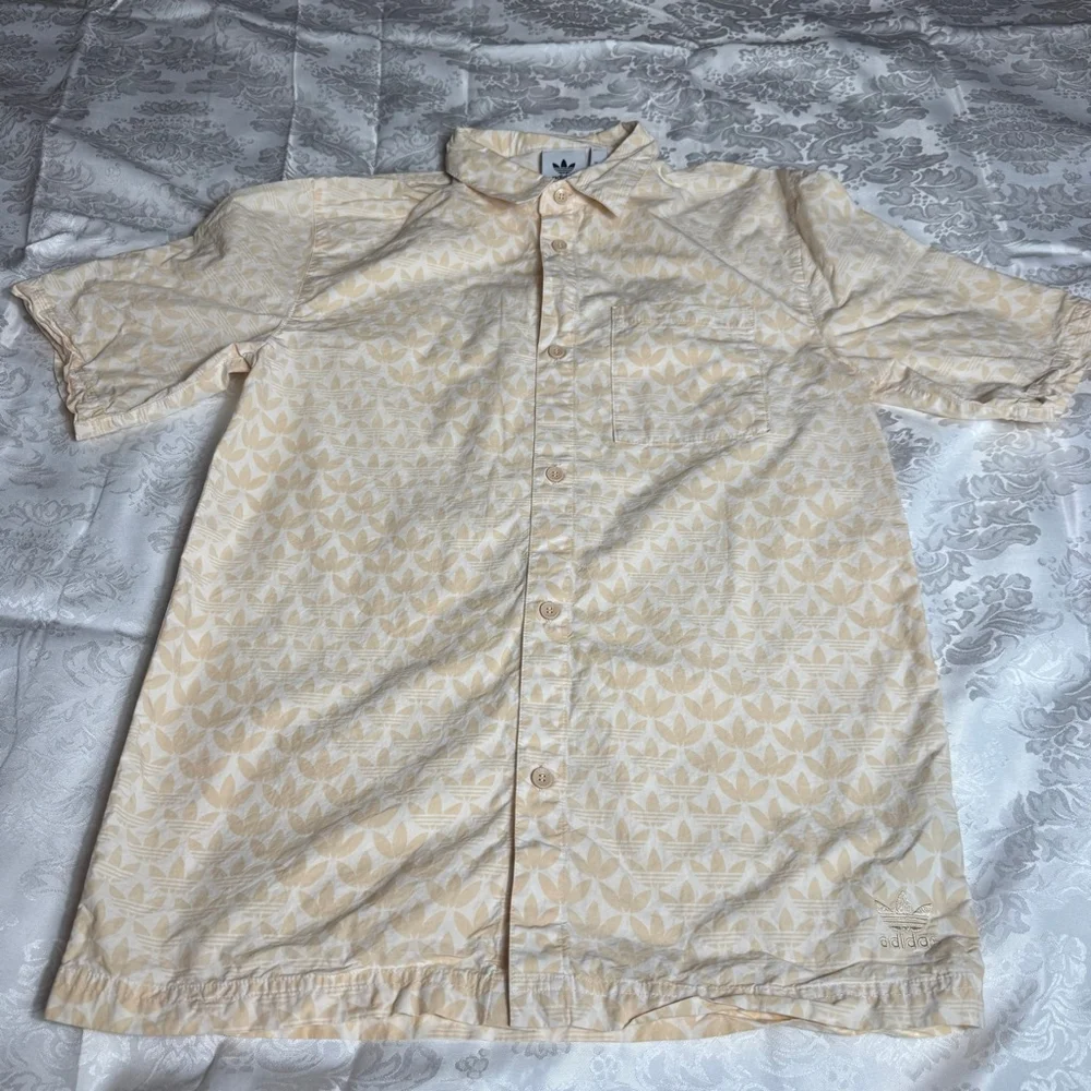 Men's Adidas Casual Button Down Shirt S Beige White